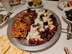 -小鱼小牛·鱼牛干锅·脆鱼火锅(世欧广场店)