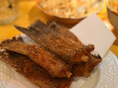 秘制炸鱼尾-阿里家·新疆烤肉酒場
