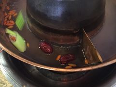 -楼外楼大刀肉传统火锅居(幸福街店)