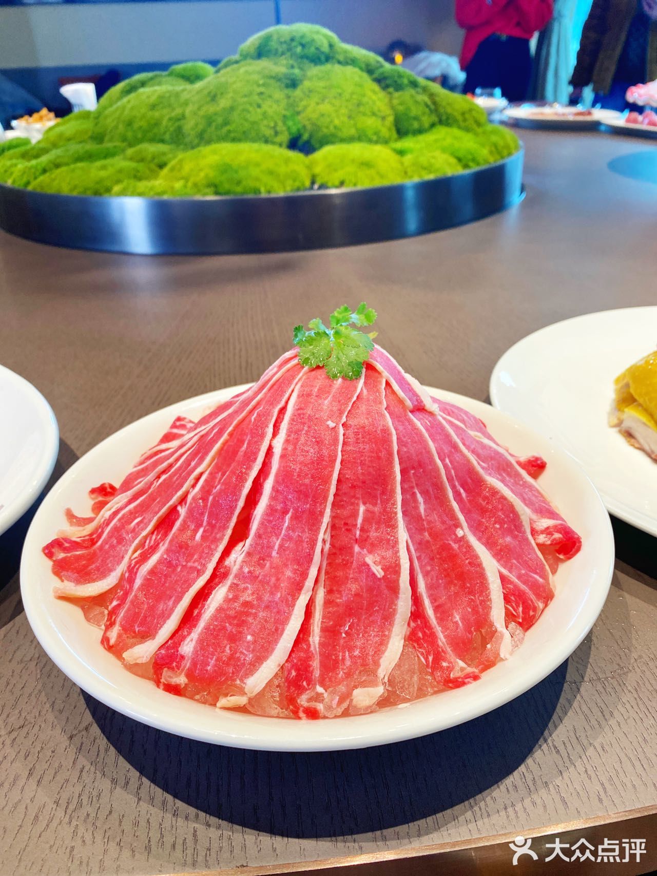 可以俯瞰重庆的高级粤菜火锅餐厅我来啦！