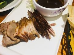 -渔记熏肉大饼