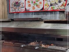 -沪上名羊天下•烤羊腿•东北烧烤•小龙虾(浦东直营总店)