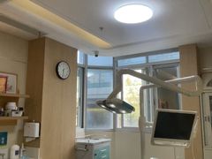 -上海仁爱医院口腔科 · 种植
