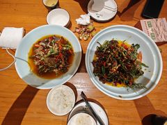 -老滇山寨•云南特色菜•地方菜•民族风情歌舞表演(金碧店)