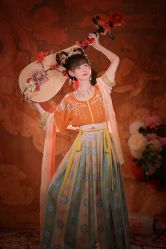 -汉仪华裳汉服馆(打浦桥店)