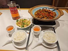 -饭橘汉江码头·乡野土菜馆(静安路店)