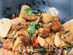 -风光老灶麻辣香锅(大成路翠微百货店)