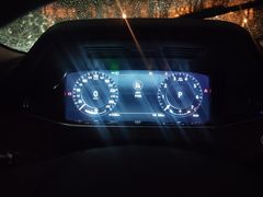 -上海伟杰·捷豹路虎4S店(闵行店)