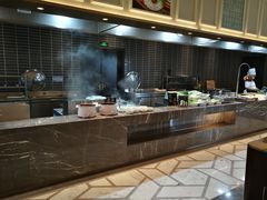 -南郊宾馆·风味自助餐厅·山东十六地市特色菜