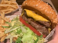 -The Habit Burger Grill 哈比特汉堡(复兴soho店)