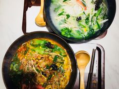 -蒙小妹骨汤饭.米线(新光路店)