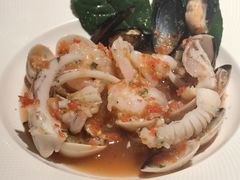 -Mogul Eatery·大亨餐酒馆