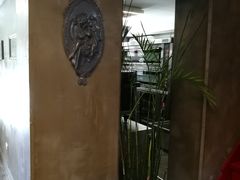 -HIGH FIVE哈福手工汉堡(桂林路店)