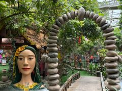 -呀路古热带植物园
