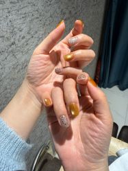 -悦指间美甲美睫