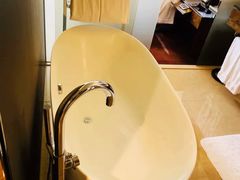 -广州天河希尔顿酒店