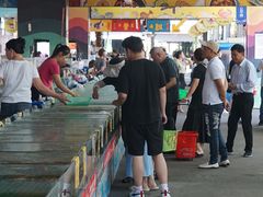 -三亚火车头万人海鲜广场