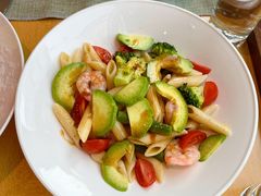 牛油果虾仁意面沙拉-TABLE·味西餐厅-成都茂业JW万豪酒店