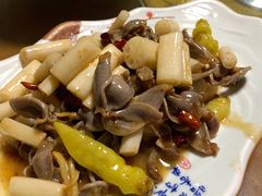 泡椒藕带炒鸡胗-大隐隐于市私房菜(保和小区店)