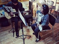 -艺桉余音琴行(火神庙分店)
