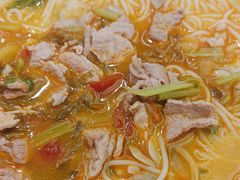 -粉小主·贵州酸汤牛肉粉(南京仙林金鹰店)