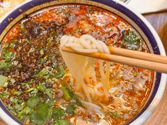 -云阿蛮云南生烫牛肉米线(奉贤路店)