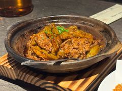 黑椒青茄肥牛煲-汤城小厨•粤菜•靓汤(苏州街店)