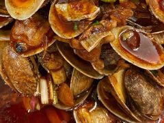 一口一沙的花甲-十里铺铁板鱿鱼