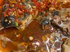 剁椒鱼头-美味故事特色餐厅(汉阳郭茨口店)