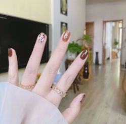 -午后美甲美睫生活馆