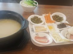 -在蒙自过桥米线