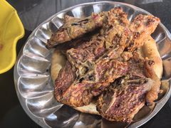 -烤肉小伙烤肉店