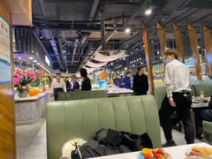 大堂-圣罗巴甄选自助(麦凯乐店)