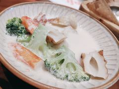 -8PINTS八品脱·日料·烧鸟·精酿小酒馆(莘庄店)