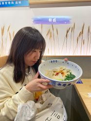 -八佰伴8008星级形象店