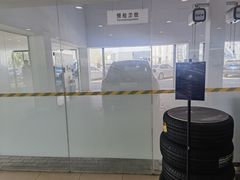 -北京中升宝辉宝马4S店