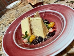 芝士蛋糕配野莓酱-BROWNSTONE布朗石西班牙餐厅(富城店)