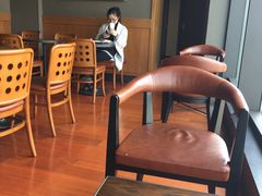 -星巴克臻选(宁波世纪东方广场店)