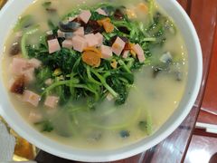 -金枝玉叶上海人家食府(三里河店)