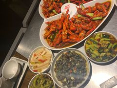 -龙巢盱眙龙虾·牛蛙·烧烤宵夜(八卦岭店)