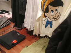 -URBAN REVIVO(高德置地广场·春广场店)
