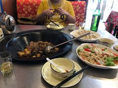 农家铁锅炖笨鸡-东北农家院·铁锅炖(莘庄店)