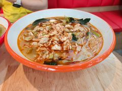-二钢串叔麻辣烫(华龙大厦店)