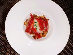 慢煮红心温泉蛋-暹罗酒肆泰餐厅酒吧