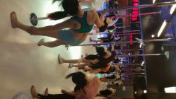 android_upload_pic-轩依钢管舞