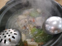 -濠轩阁特色生蚝火锅(水湾路店)