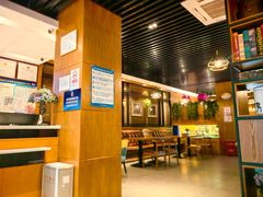 -缦咖电竞酒店(北京鸟巢红军营地铁站店)