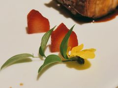 蓝莓柚肉捞黑叉烧-炳胜公馆(珠江新城店)