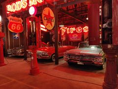 -席娜卡琳火车铁道夜市