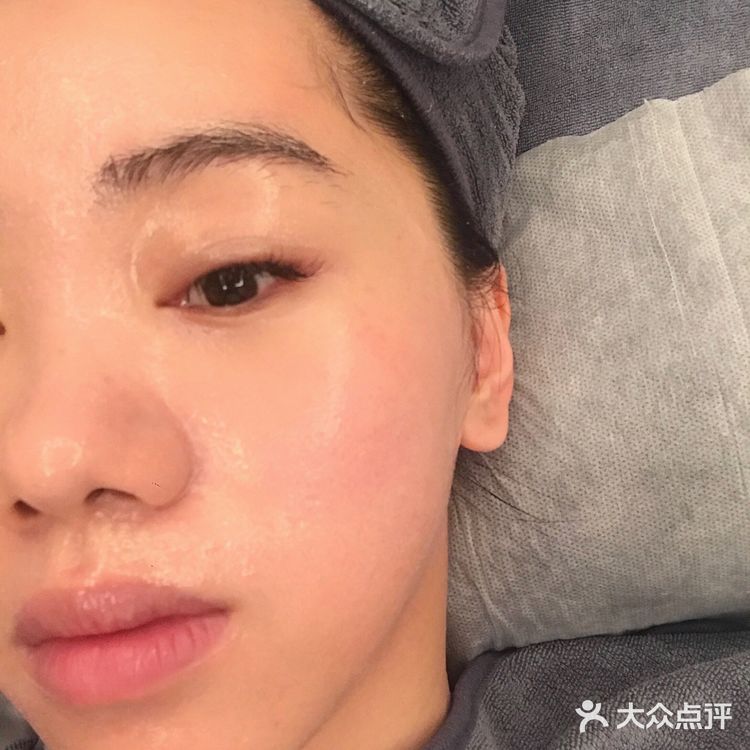 纯素颜 做完美容回家睡醒，隔天皮肤都又滑又嫩